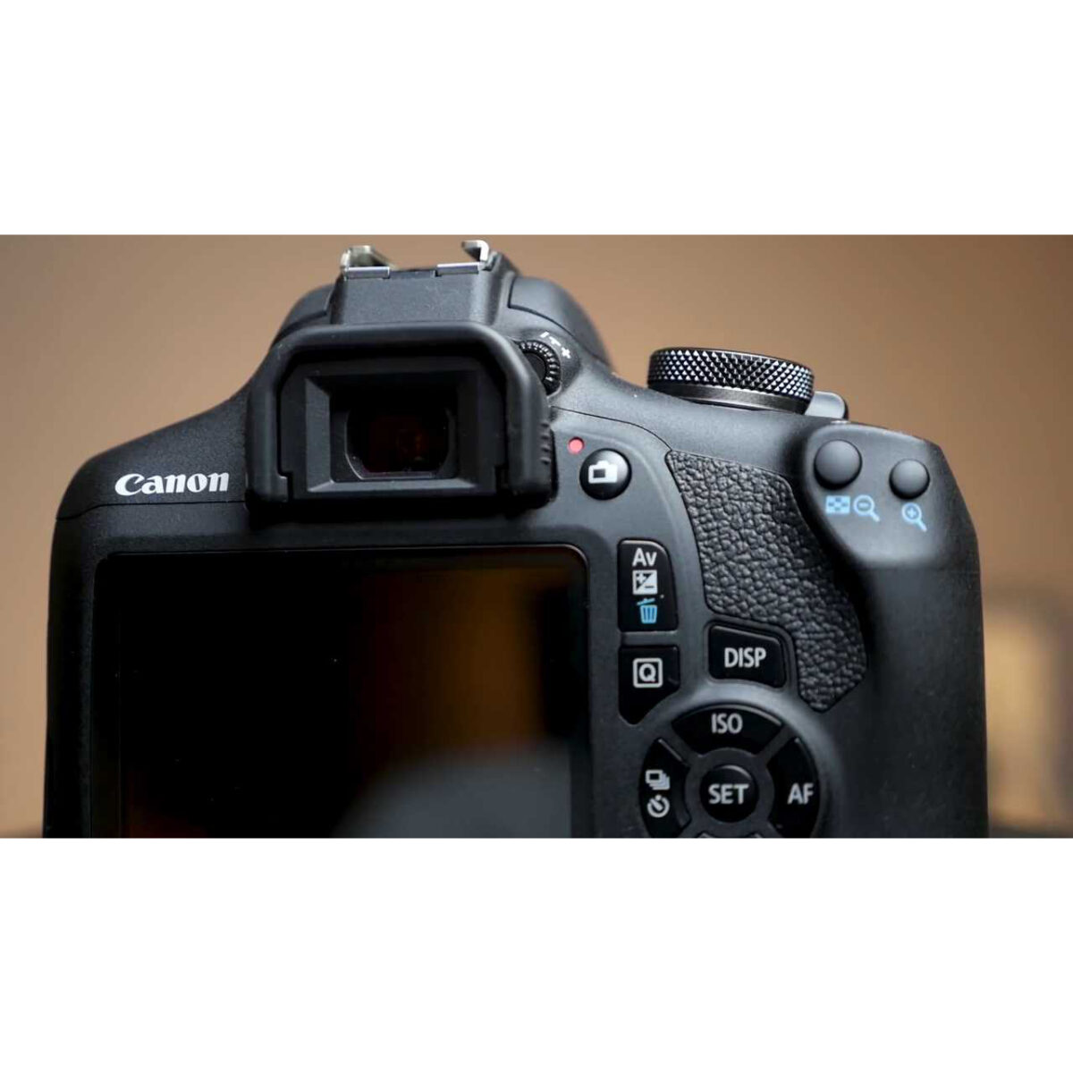 دوربین دیجیتال کانن مدل EOS 1500D به همراه لنز 18-55 میلی متر IS II