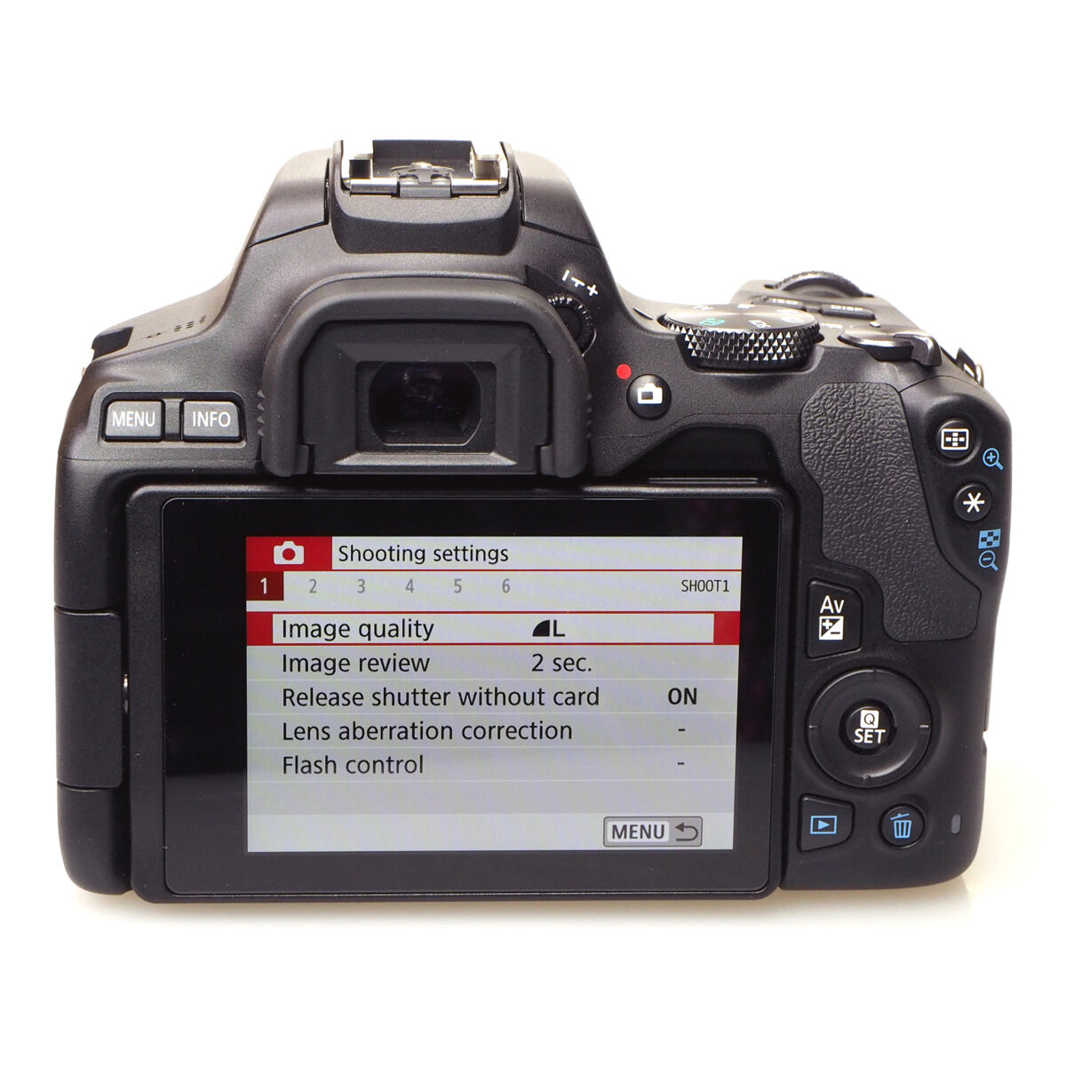 دوربین دیجیتال کانن مدل EOS 250D به همراه لنز 55-18 میلی متر IS STM