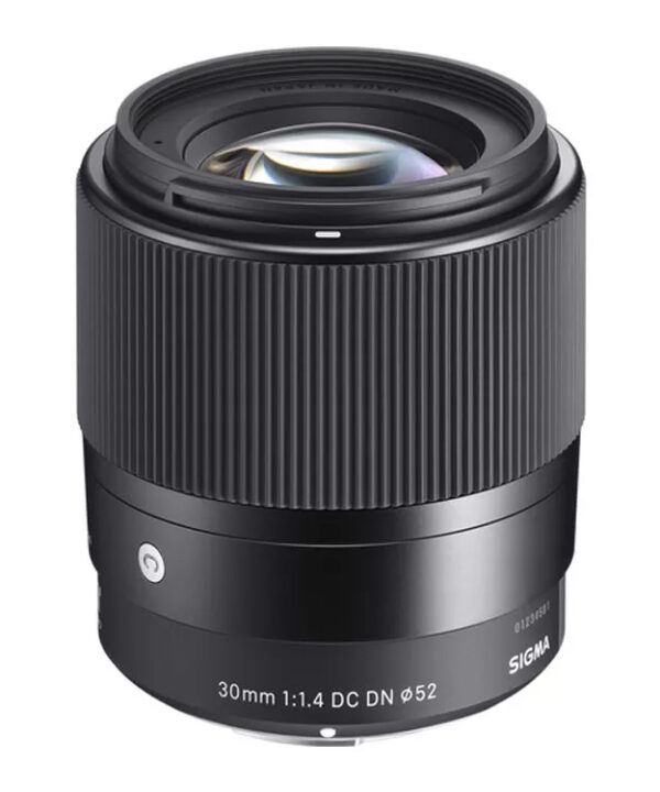 لنز دوربین سیگما مدل 30mm f/1.4 DC DN مناسب برای دوربین سونی