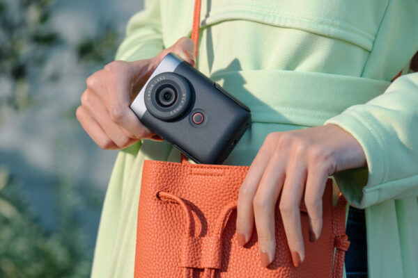 دوربین کانن PowerShot V10